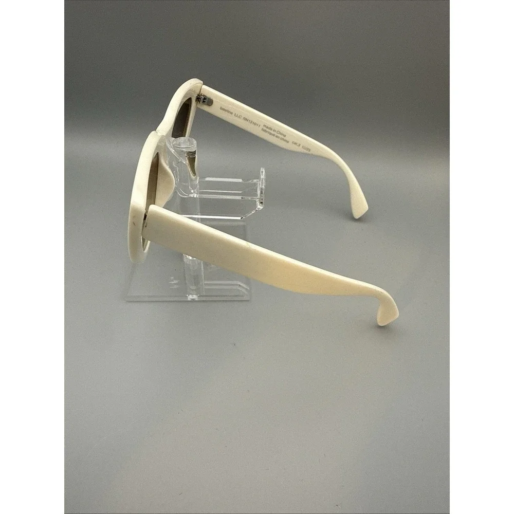 Beeline authentic white